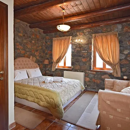 Villa Luxurious At The Village Square