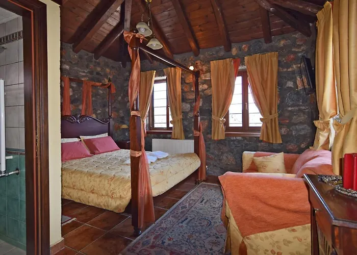 Luxurious At The Village Square Вилла *