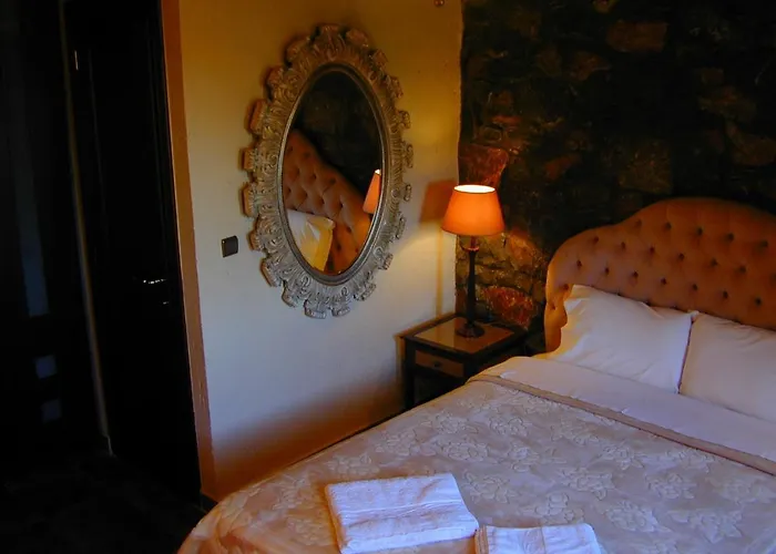 Luxurious At The Village Square Вилла