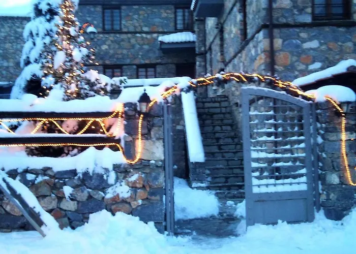 Luxurious At The Village Square *
