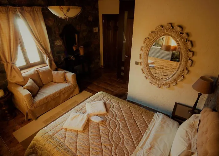 Luxurious At The Village Square * Палайос-Агиос-Атанасиос